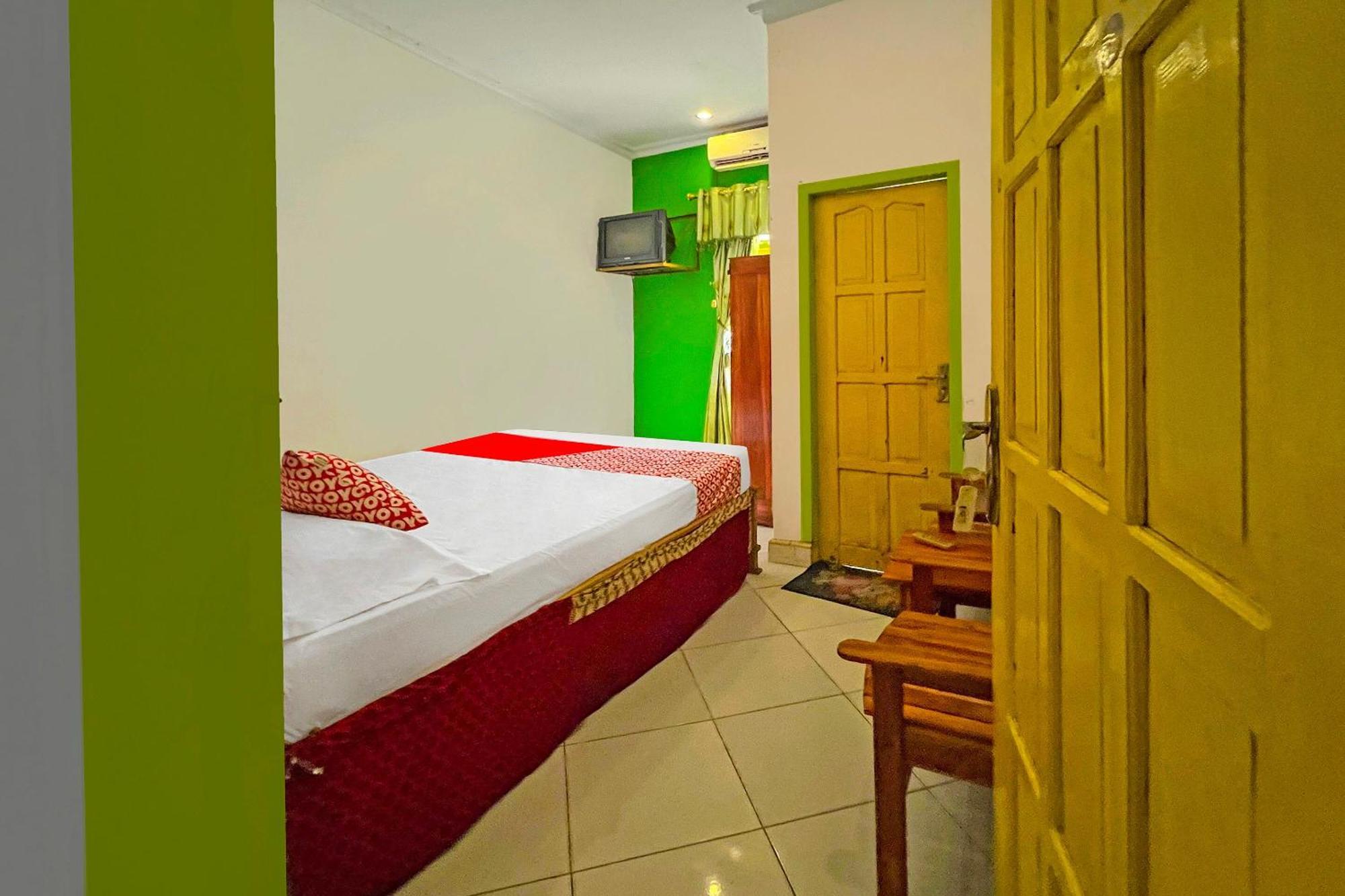 Oyo 92326 Hotel Melati Bm Pangkep Maros Bagian luar foto