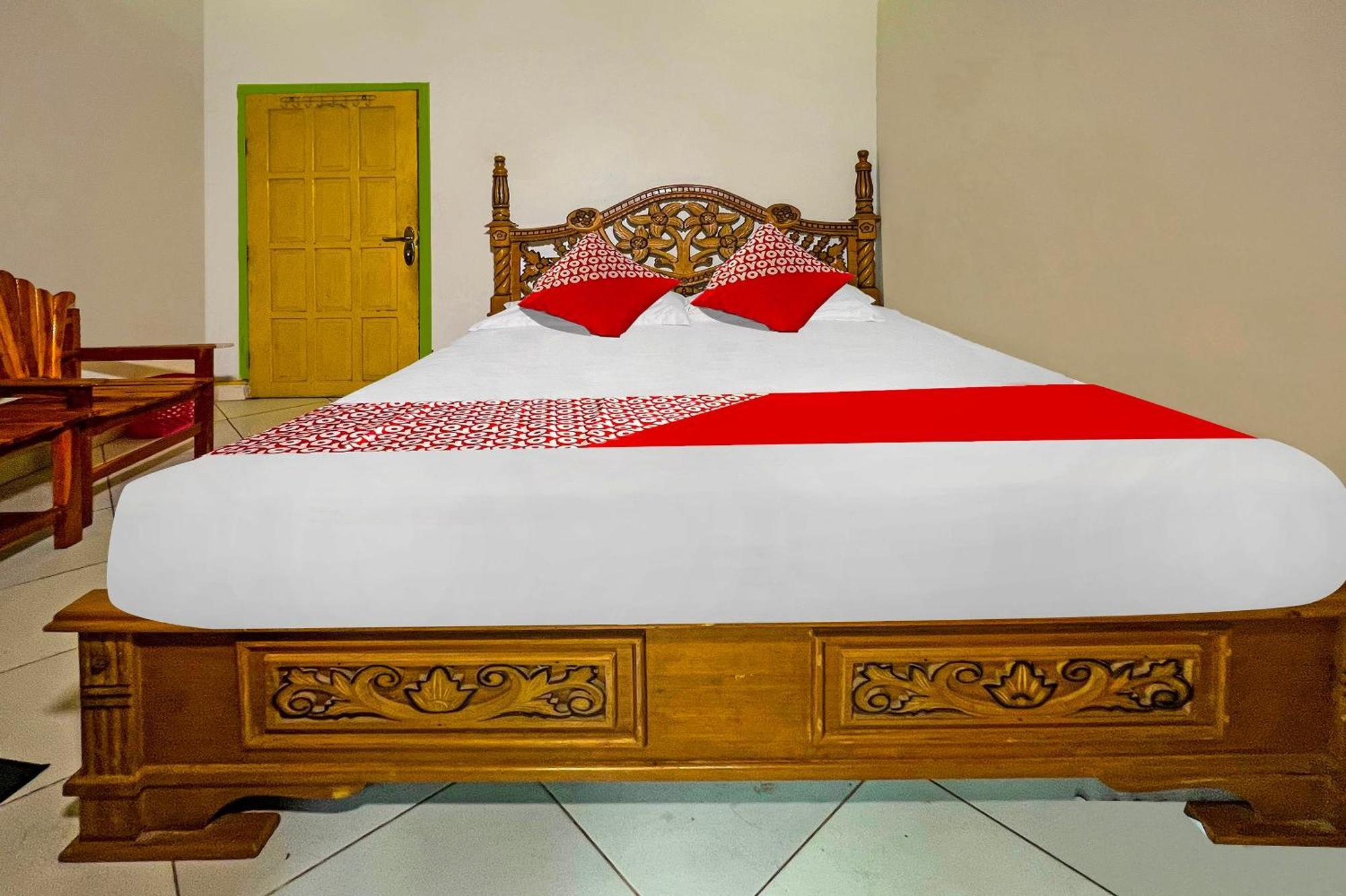 Oyo 92326 Hotel Melati Bm Pangkep Maros Bagian luar foto