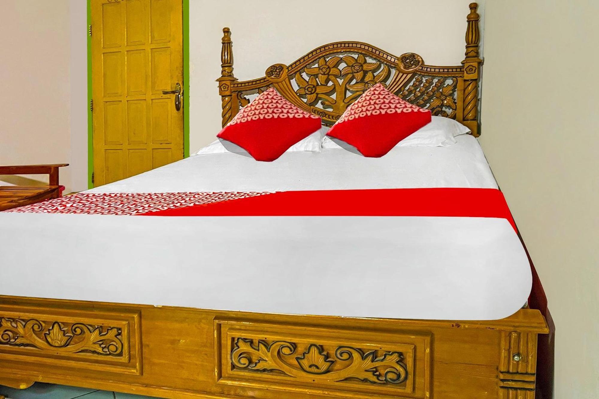 Oyo 92326 Hotel Melati Bm Pangkep Maros Bagian luar foto